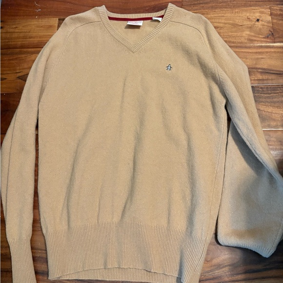 Men's vintage Penguin lambs wool Tan V-Neck Sweater size m‎ - Picture 1 of 7